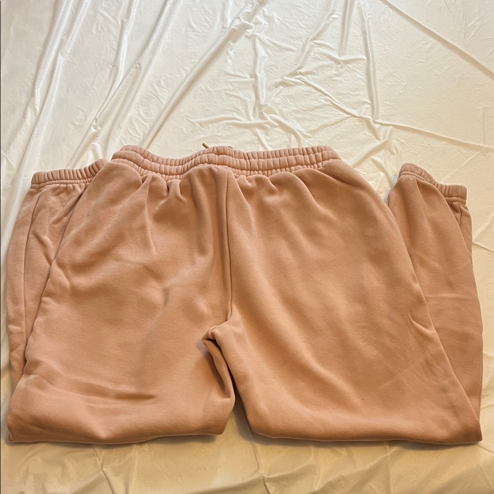 Peach Sweatpants - Picture 5 of 7